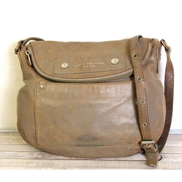 Marc Jacobs OLIVE GRAY DISTRESSED GENUINE LEATHER FLAP SHOULDER BAG CROSS BODY - Picture 1 of 9